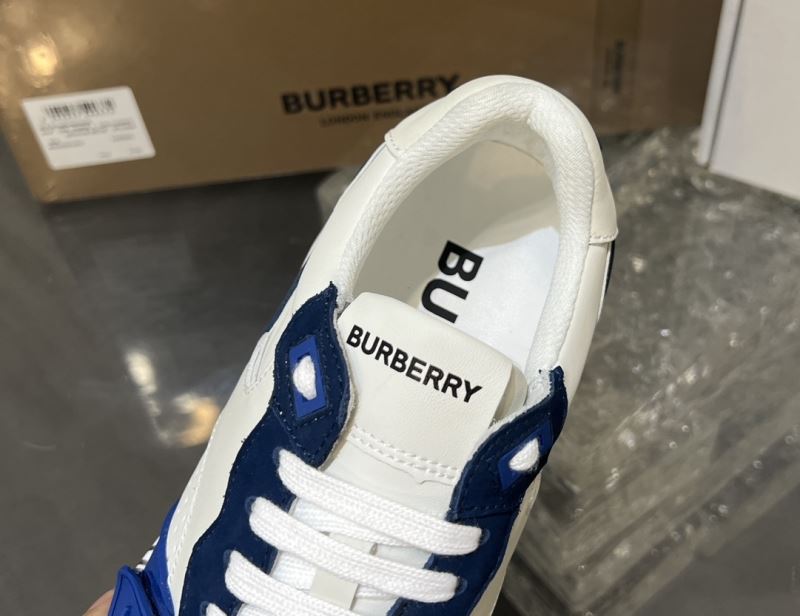 Burberry Low Shoes